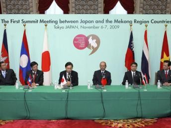 Memperkuat kerjasama dengan Jepang dan semua negara subkawasan sungai Mekong. - ảnh 2