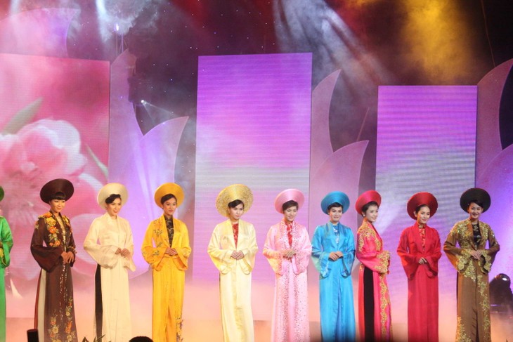 越中友谊之约大型电视直播晚会在河内和南宁同时举行 - ảnh 10
