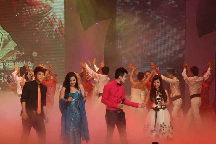 越中友谊之约大型电视直播晚会在河内和南宁同时举行 - ảnh 11