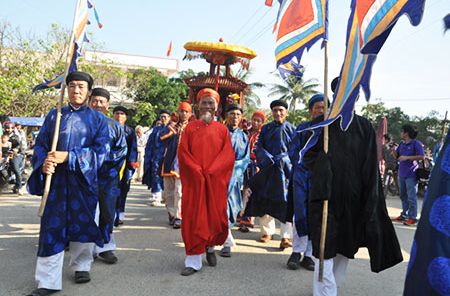 平阳省为当地华人和教职人员举行迎春见面会 - ảnh 1