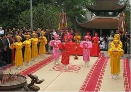 2013年雄王祭祖活动继续举行 - ảnh 1