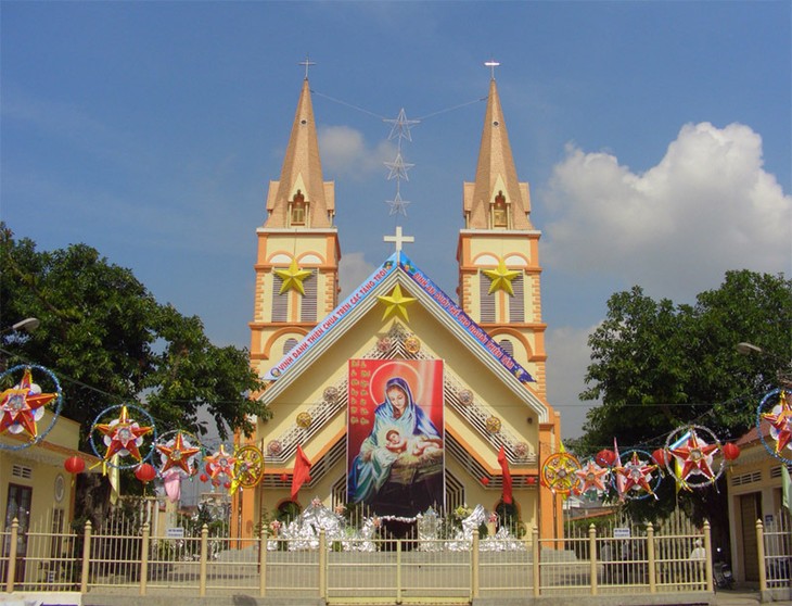 全国各地向教民祝贺圣诞 - ảnh 1