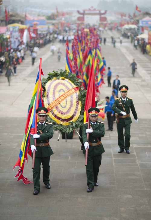 雄王祭祖培育民族大团结传统 - ảnh 1