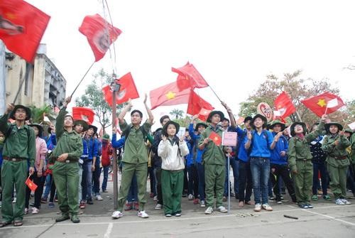  “自豪的奠边府大捷”露营活动在顺化市举行 - ảnh 1