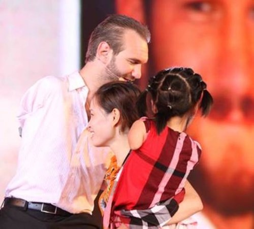 尼克·武伊契奇（Nick Vujicic）第三次重返越南 - ảnh 1