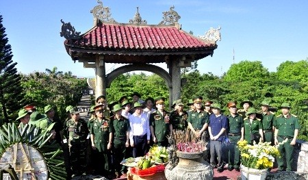 重访广治老战场 - ảnh 2