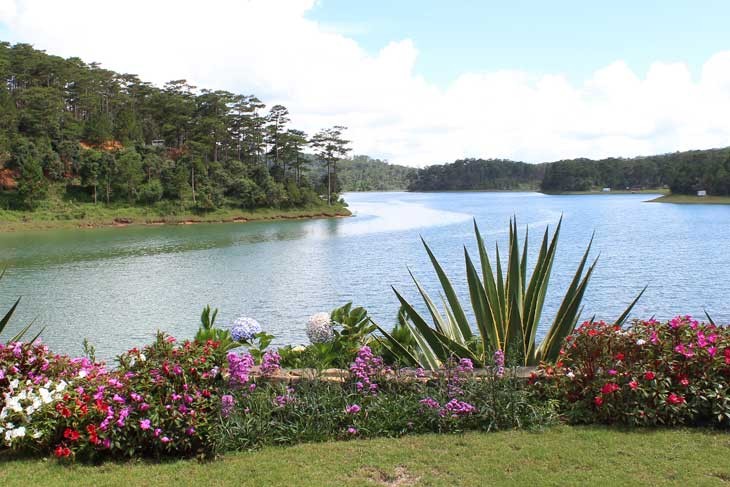 大叻市的泉林湖—仙石山生态旅游区 - ảnh 1