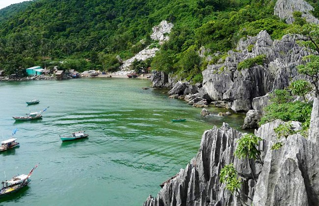 游客青睐的旅游胜地——海盗群岛 - ảnh 1