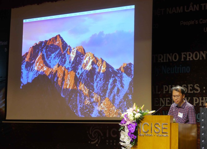 近100名外国科学家出席国际物理学会议 - ảnh 1