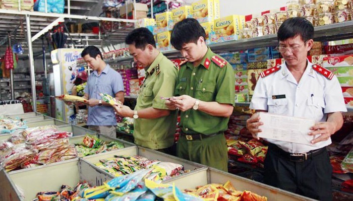 河内加强春节和节日期间的食品市场管理 - ảnh 1