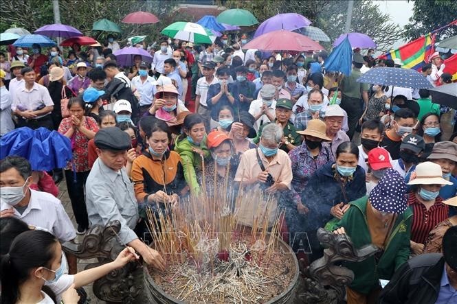 2021年雄王祭祖日：富寿省已经接待游客6万多人次 - ảnh 1