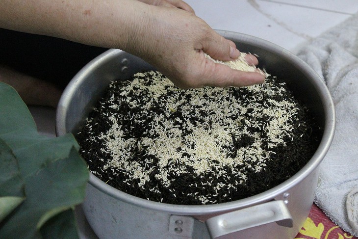 品西湖莲花茶、探究河内文化 - ảnh 3