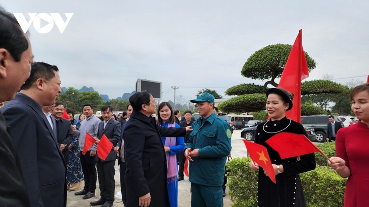 良好保障社会民生，让家家户户过好年 - ảnh 1