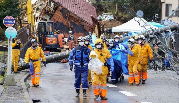 日本地震：死亡人数增至180人 - ảnh 1