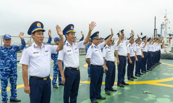 越南海警与印度海岸警卫队交流 - ảnh 1