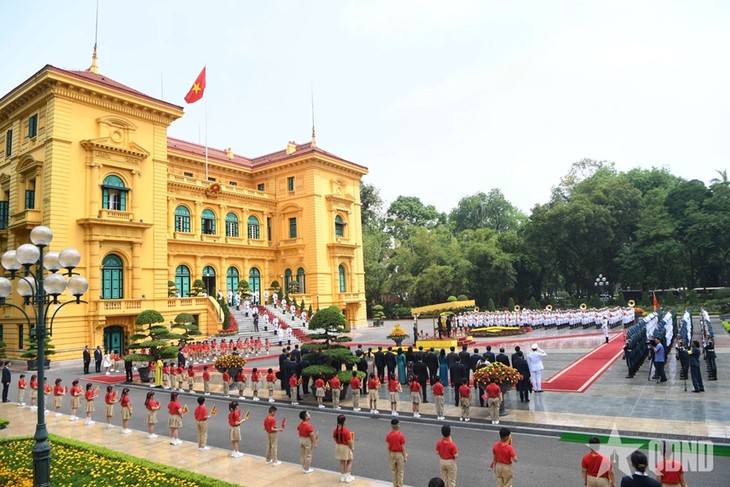 国家主席梁强举行仪式欢迎斯里兰卡总统访问越南 - ảnh 3