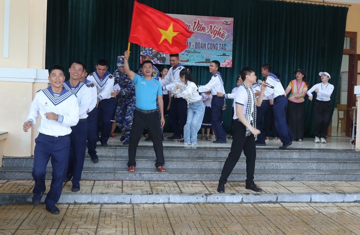 长沙岛——载满深情厚谊的航程 - ảnh 2