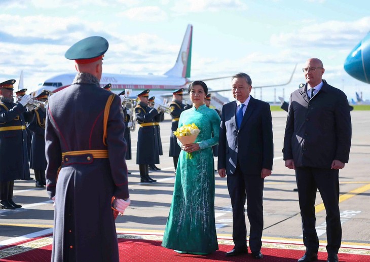 苏林抵达莫斯科开始对俄罗斯正式访问 - ảnh 1