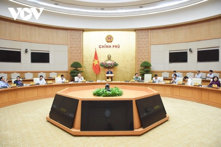 最迟在6月15日前颁布权力下放议定 - ảnh 1