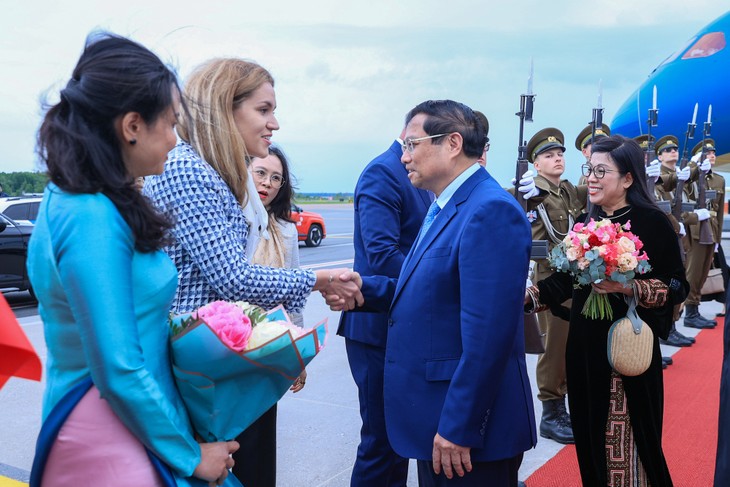 范明政开始对爱沙尼亚进行正式访问 - ảnh 1