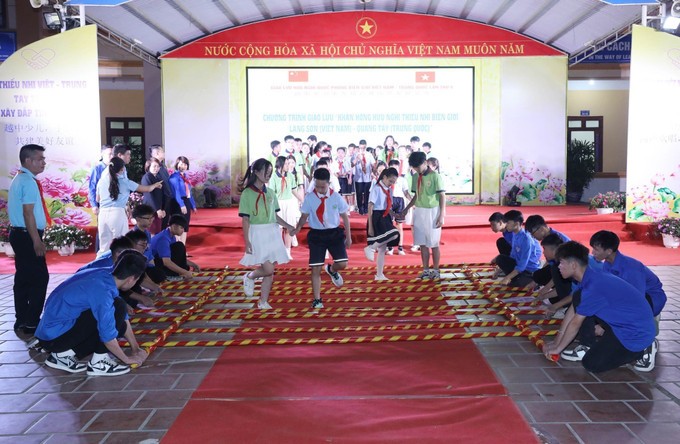 越中边民：睦邻友好的桥梁 - ảnh 4