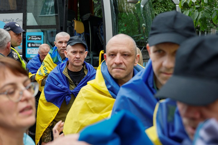 俄罗斯与乌克兰进行新一轮战俘交换 - ảnh 1