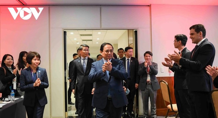 范明政出席越南—巴西企业座谈会 - ảnh 1