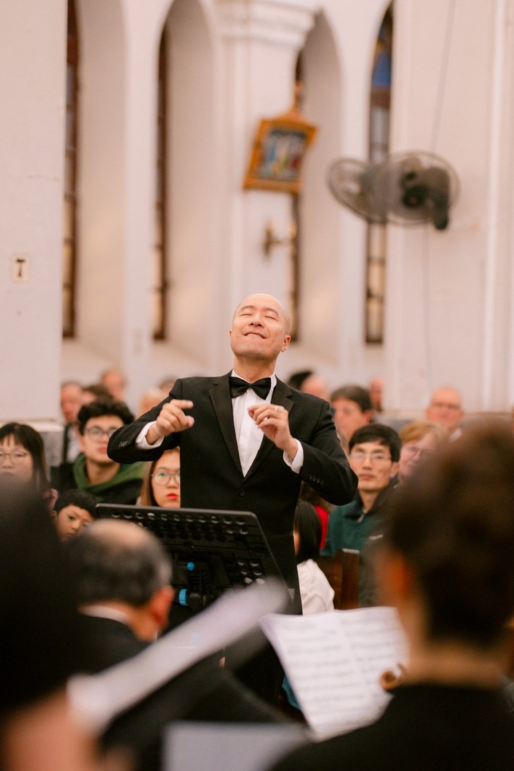 “同唱友谊歌-2025越中金曲音乐盛典”交流会举行 - ảnh 2