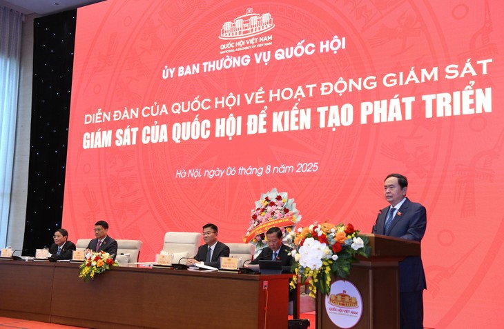 国会首次举办监督活动论坛  - ảnh 1