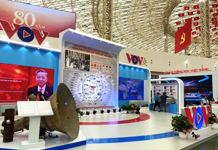“独立、自由、幸福的80年征程”国家成就展 - ảnh 1
