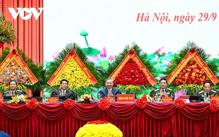 苏林出席越共军队第十二次代表大会闭幕会 - ảnh 2