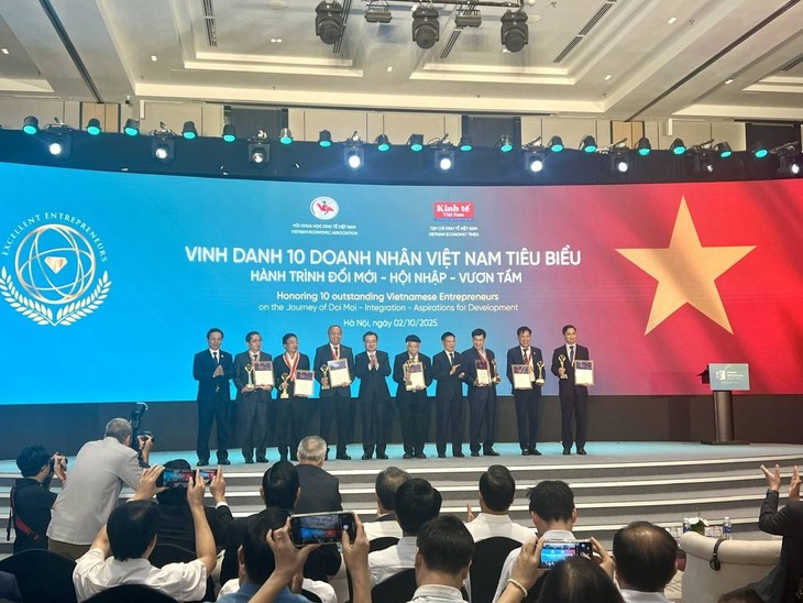 2025年越南新经济论坛开幕 - ảnh 2