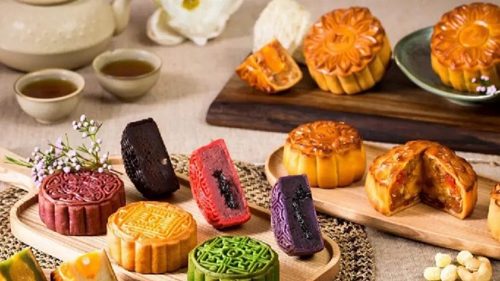 琳琅满目的中秋市场 - ảnh 1