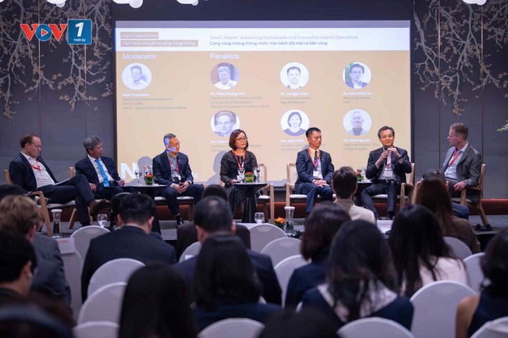 越南-荷兰促进可持续航空和海港合作 - ảnh 1