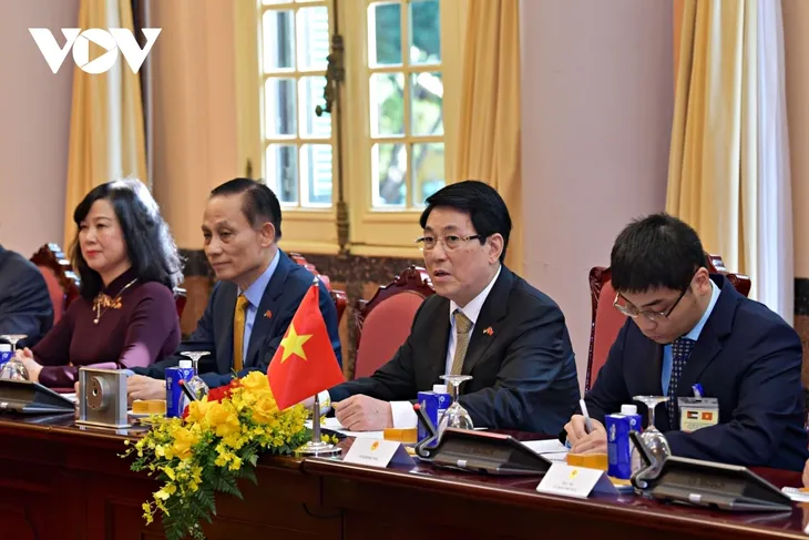 梁强主持仪式，欢迎约旦国王阿卜杜拉二世·本·侯赛因到访 - ảnh 7