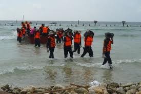 Kisah tentang seorang penanam pohon ketapang yang pertama di pulau Truong Sa Besar - ảnh 3