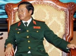 Acara penyampaian Bintang dari RDR Laos kepada pimpinan Kemhan Vietnam - ảnh 1