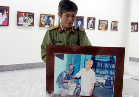 Pameran foto yang bertema “Dong Loc, ibunda dan kampung halaman” - ảnh 1