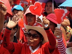 Beberapa legislator dari faksi “Berbaju Merah” mendapat hak istimewa sementara tentang bebas dari tuntutan dan pengadilan - ảnh 1