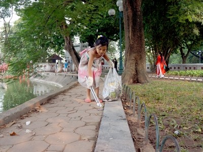 Seorang Jepang yang mencintai danau Hoan Kiem - ảnh 3