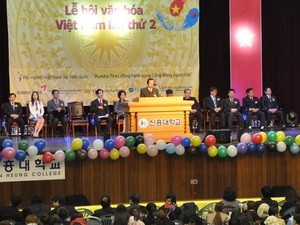 Identitas nasional yang kental dalam Festival Kebudayaan Vietnam di Republik Korea - ảnh 1