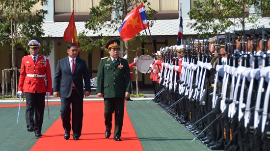 Delegasi Militer Tingkat Tinggi Vietnam melakukan kunjungan di Kerajaan Thailand - ảnh 1