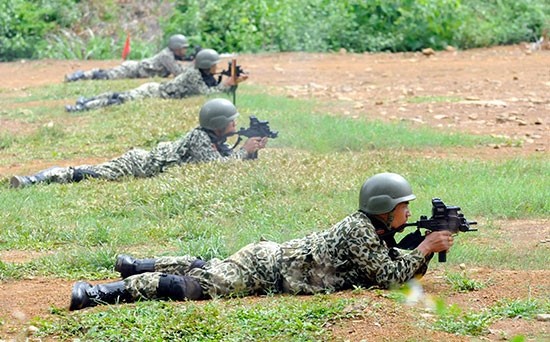 Pasukan Anti Terorisme Vietnam melakukan latihan - ảnh 3