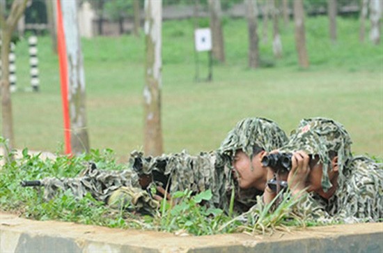 Pasukan Anti Terorisme Vietnam melakukan latihan - ảnh 4