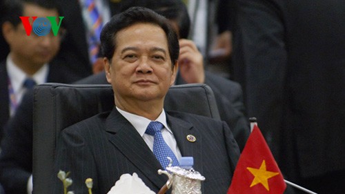 PM Vietnam Nguyen Tan Dung menghadiri Konferensi Tingkat Tinggi ASEAN – India dan ASEAN – PBB - ảnh 1