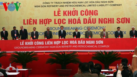 Perdana Menteri Vietnam memerintahkan pembangunan Zona Gabungan Petrokimia Nghi Son - ảnh 1