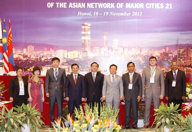 Sidang Pleno jaringan kota-kota besar Asia abad ke-21 - ảnh 1