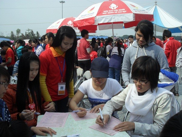 Pemuda kota Hanoi dengan Hari Sukarelawan Internasional - ảnh 2