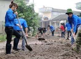 Provinsi Lam Dong mencanangkan Tahun Pemuda Sukarela tahun 2014 - ảnh 1