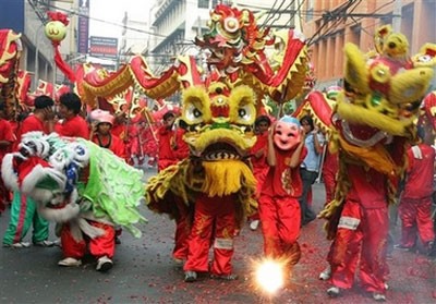 Tarian barongsai, singa dan naga  di Vietnam - ảnh 1